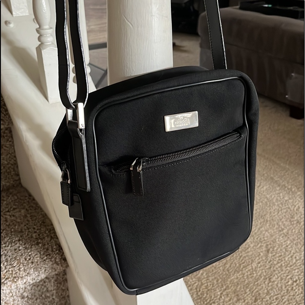 Auth Gucci Crossbody Bag Black Canvas #6954G11